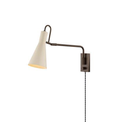 Yvette Plug-in Sconce
