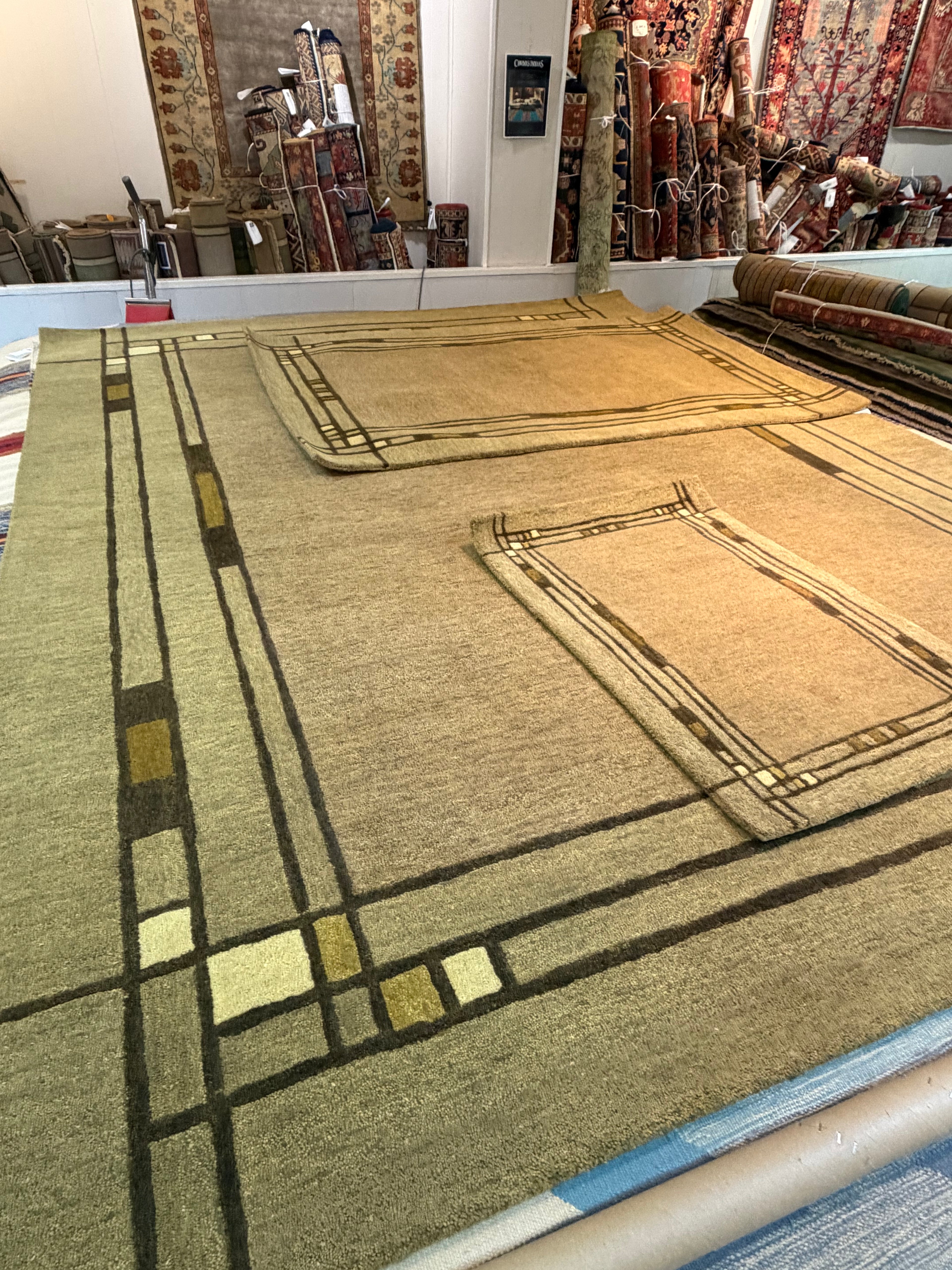 Prairie Spring Hand-Tufted Rug