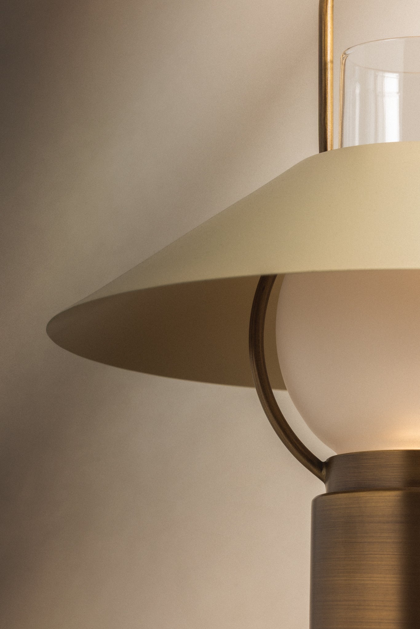 Kindle Table Lamp