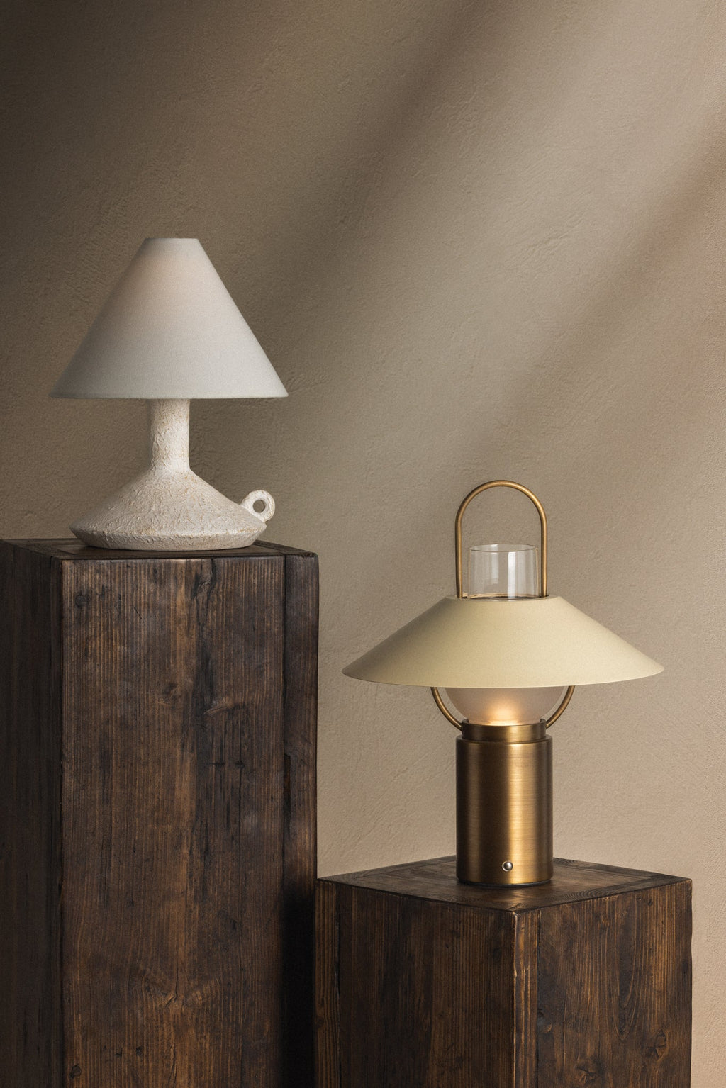 Kindle Table Lamp