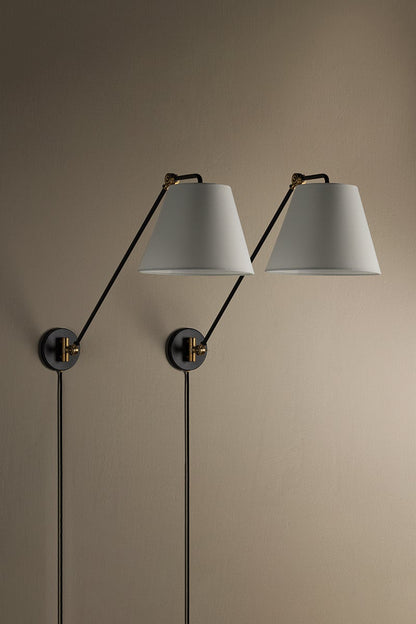 Navin Plug-in Sconce