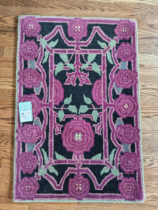 Clearance 2x3 Donegal Obsidian Rose Rug