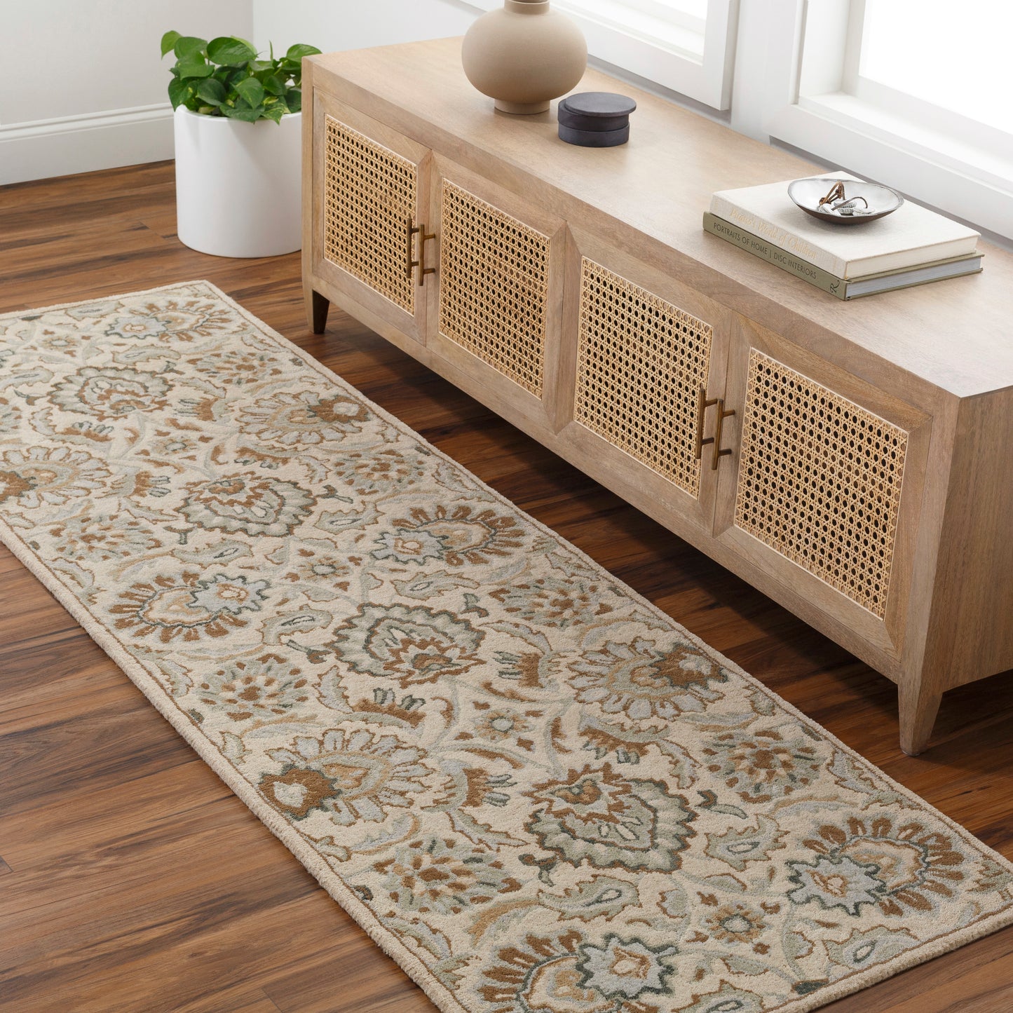 Mediterranean Biscotti Hand-Tufted Rug