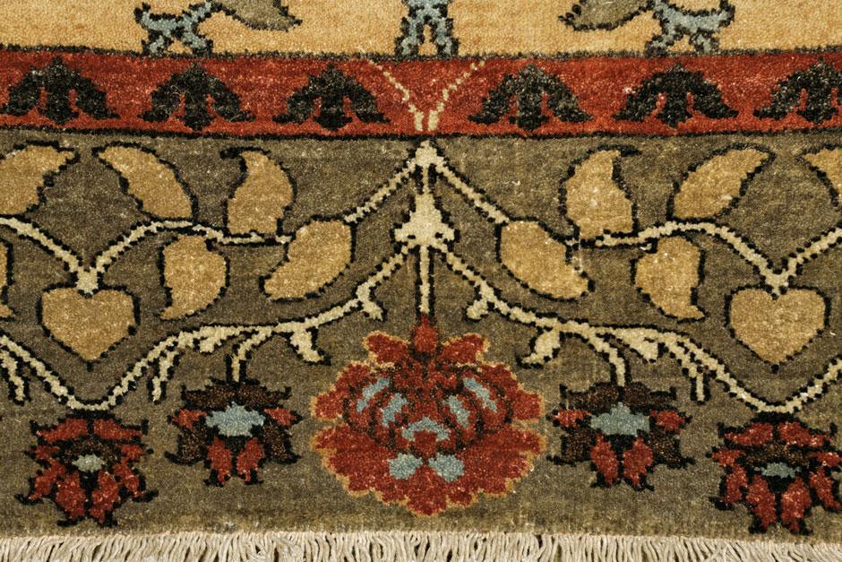 Essex Rug Persian Carpet