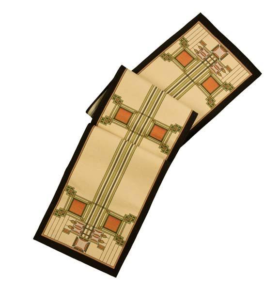Sullivan Art Glass Table Runner Table Runners Rennie and Rose 